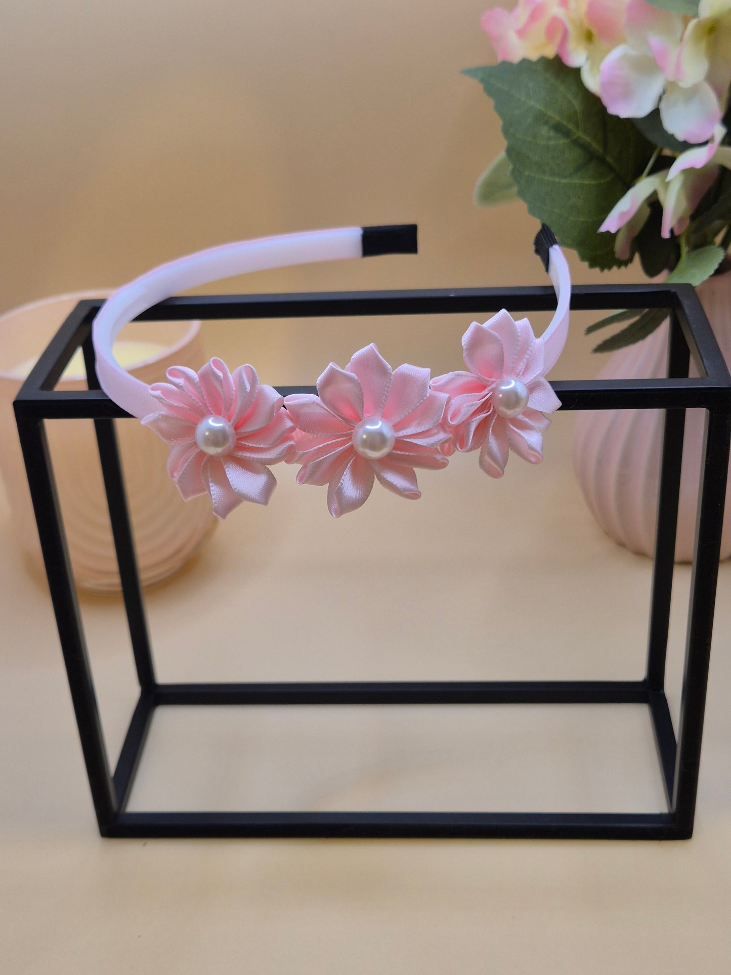 Haarreif mit 3 Blumen mit Perlen