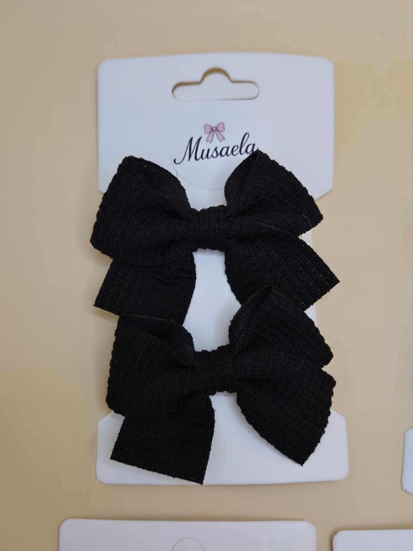 Haarspange mit schöner gereiften Schleife