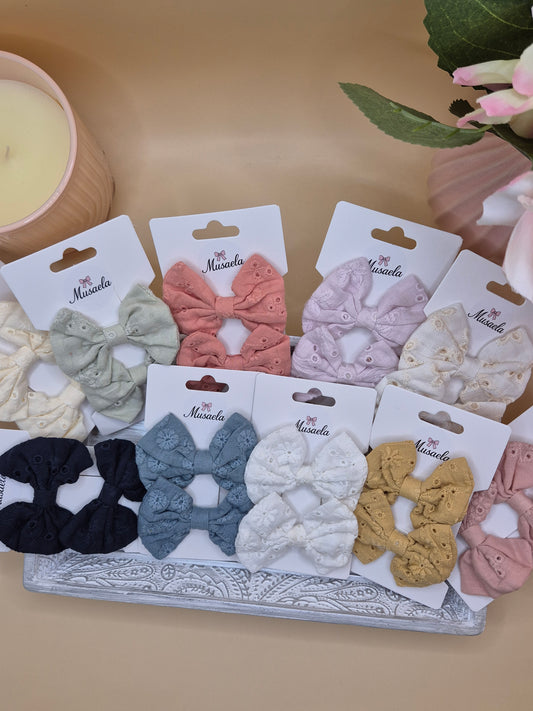 Schleife mit Spitze Mustern verschiedenen Farben