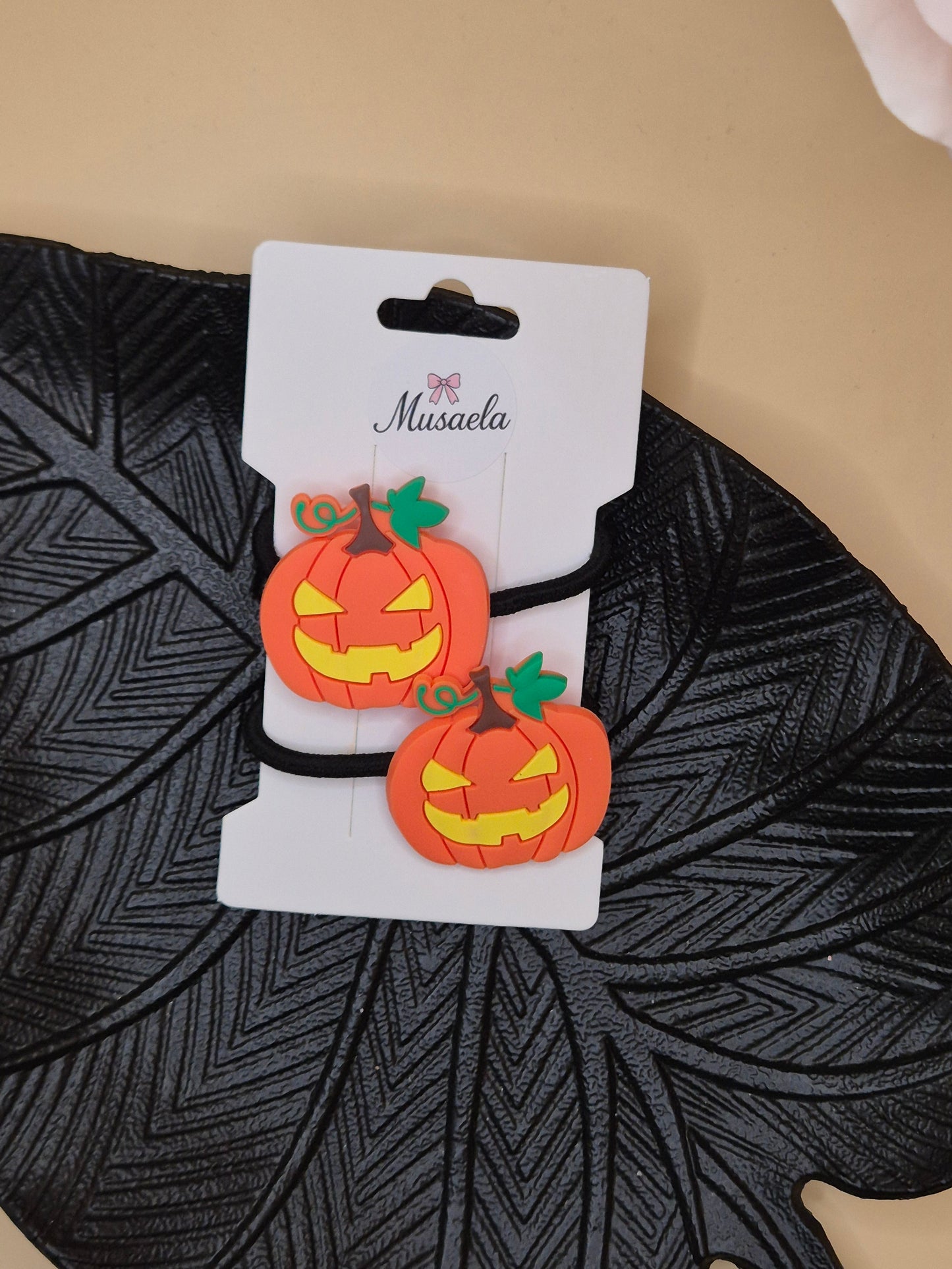 Halloween Haargummis Kürbis, Candy Corn und Hexe