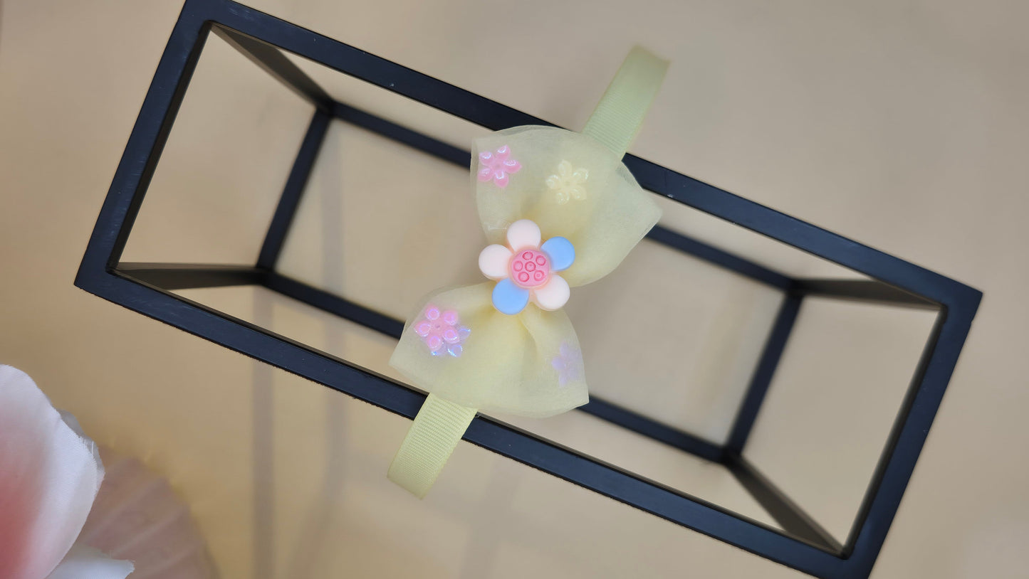 Haarreif mit Blume & Pailletten