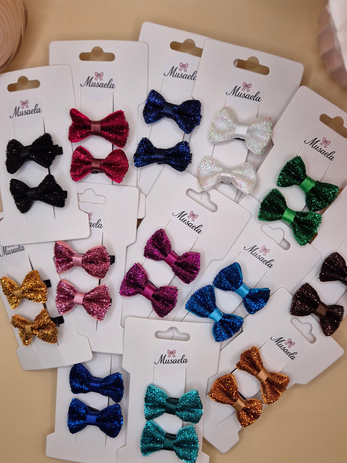 2er Set Haarspangen mit kleiner glitzer Schleife